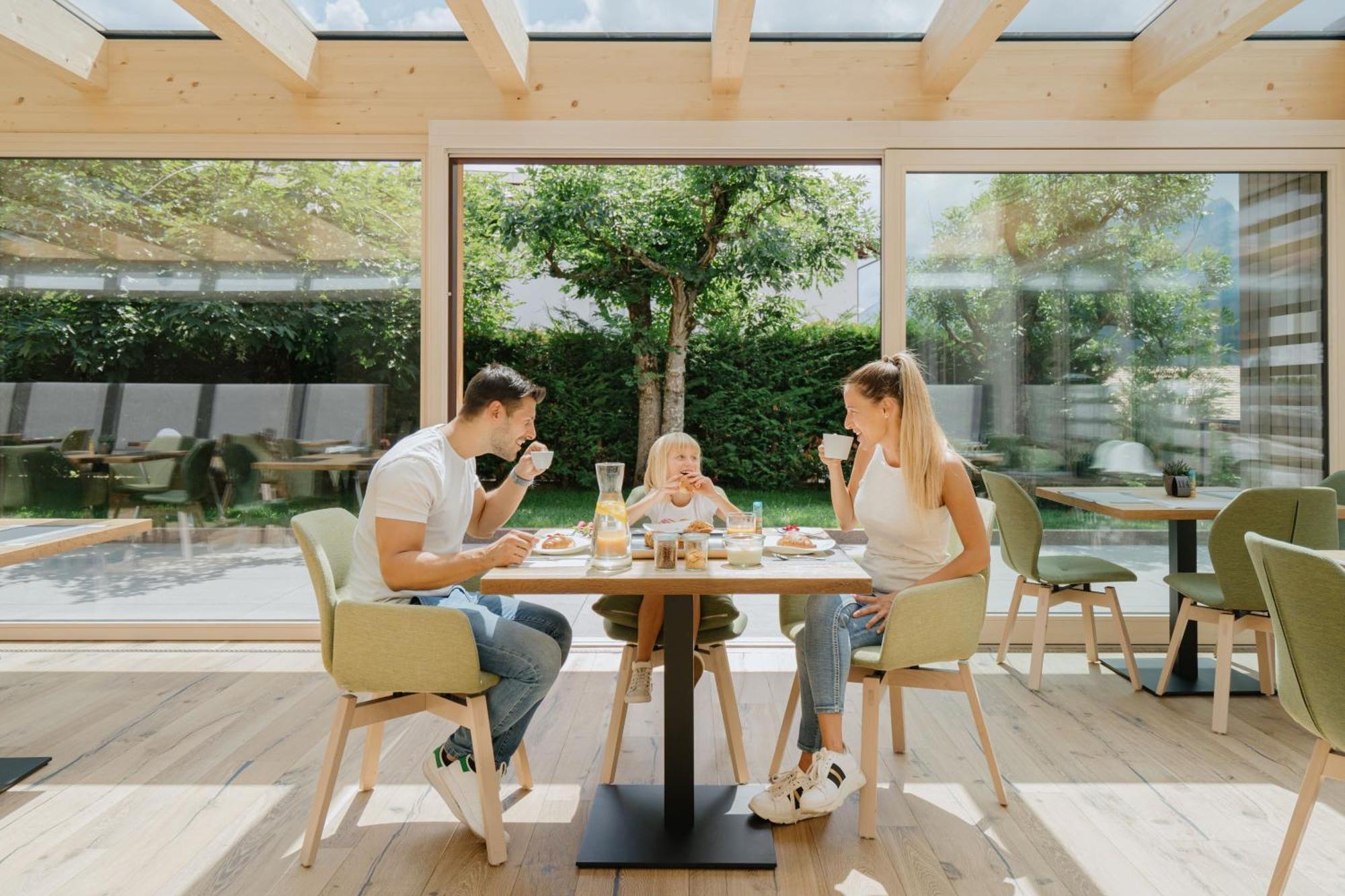 Residence Hotel Eden - Family & Wellness Resort Andalo Ngoại thất bức ảnh